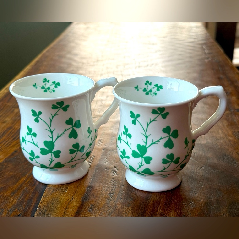 Set of 2 St. George shamrock mugs